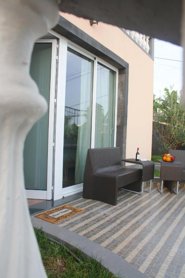 Lugar Dos Louros 2 Apartment Estreito Da Calheta Exterior photo